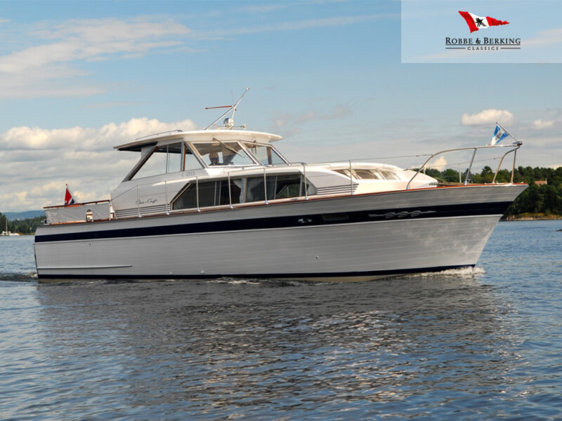 1963 Chris Craft Constellation - MAAKA